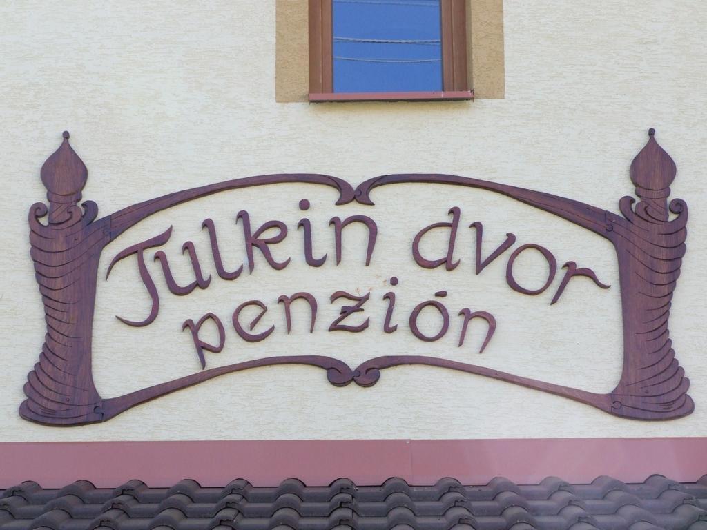 Penzion Julkin Dvor Krupina Exterior photo